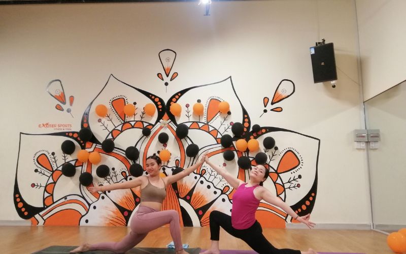 Thư Giãn và Tập Trung: Yoga Hatha Tại Exciter Sports