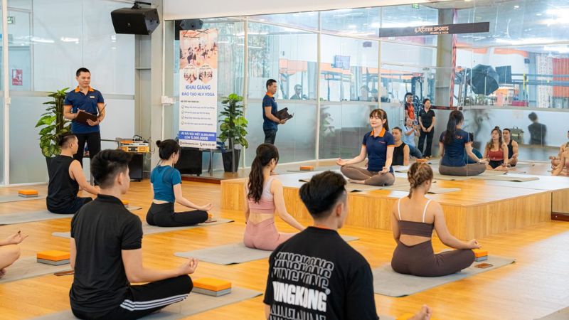 Tạo Nên Sự Cân Bằng Tâm Hồn tại Yoga Tam Bình